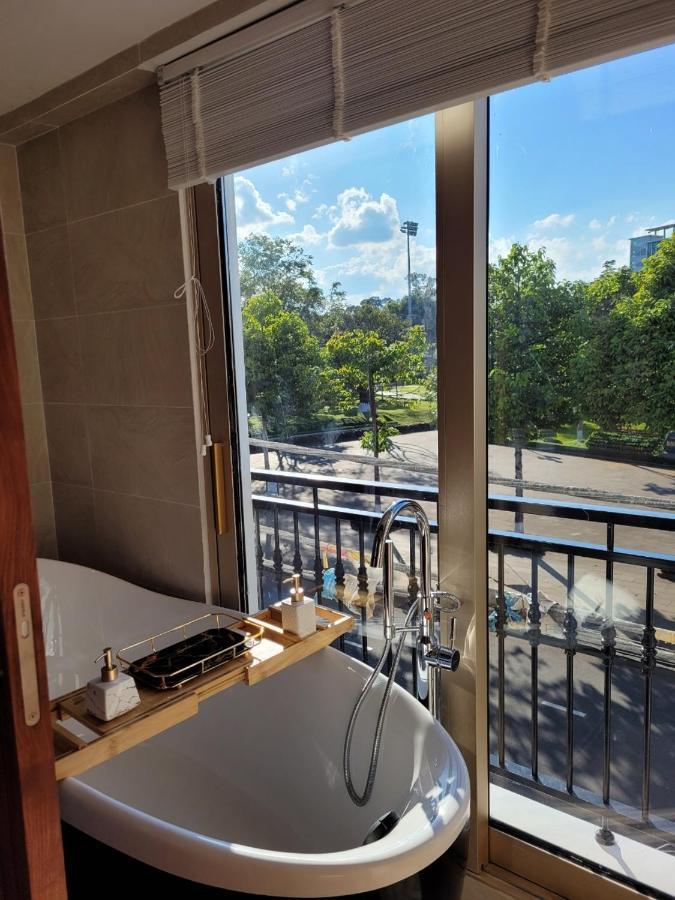 Ngon Avatar Hotel Pleiku Exteriör bild